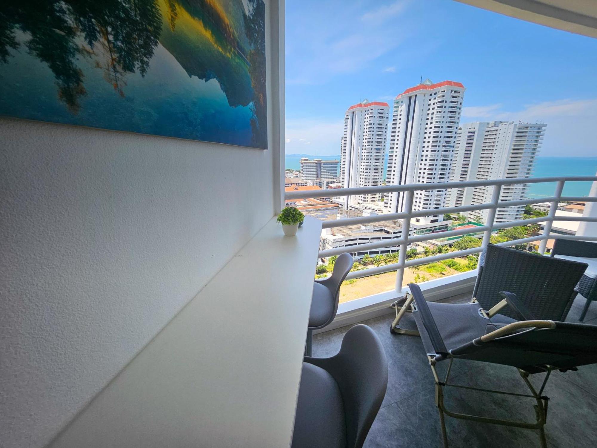 View Talay 5 Jomtien Beachfront Pattaya Dış mekan fotoğraf