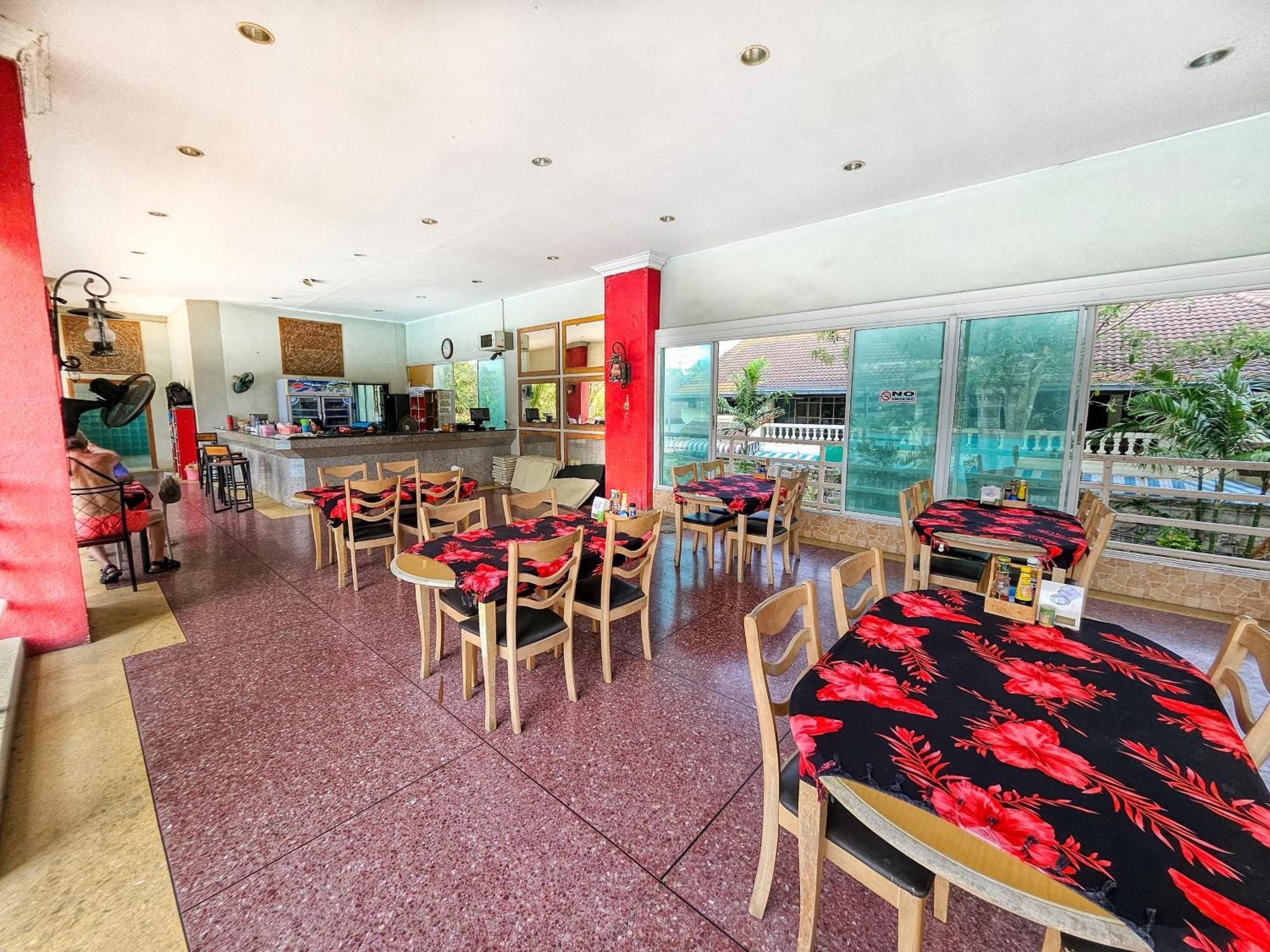 View Talay 5 Jomtien Beachfront Pattaya Dış mekan fotoğraf